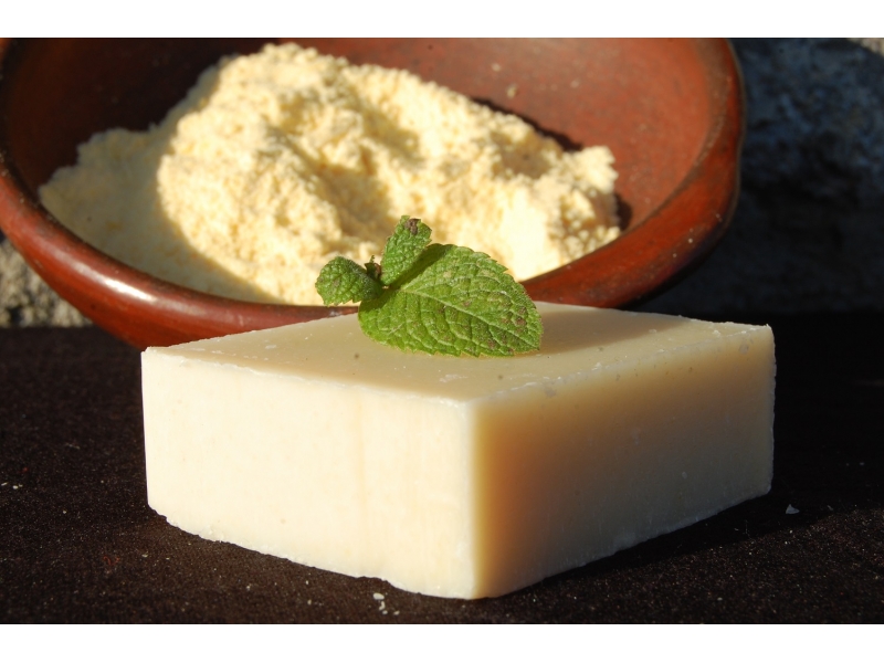 peppermint-with-cornmeal-soap