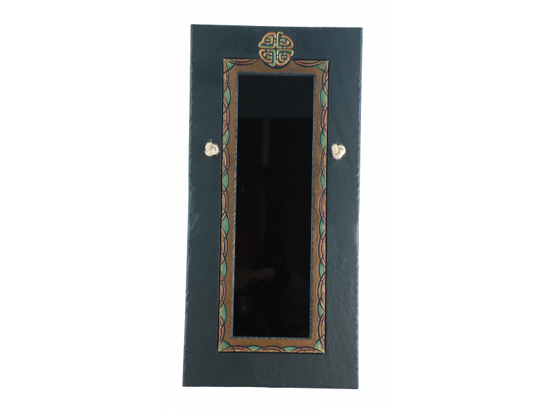 rect.mirror-with-celtic-knot-and-border-1