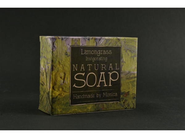 natural-handamde-soap-with-lemongrass-2